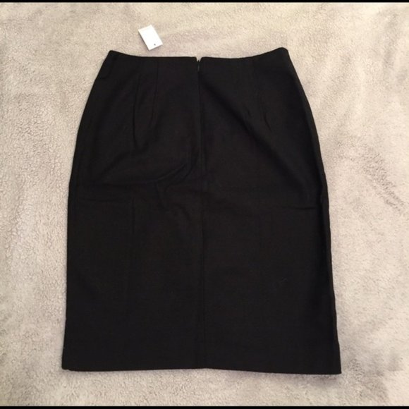 Loft Front Slit Pencil Skirt in Black - Picture 4 of 6